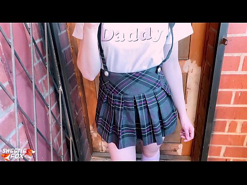 ❤️ Schoolgirl Sucks nws dick tob thiab fucks es tsis txhob ntawm chav kawm. ️❌ Sex video ntawm peb