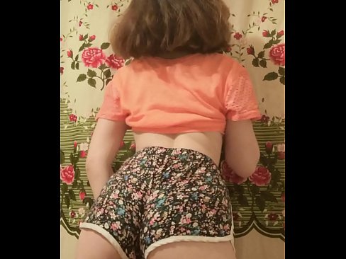 ❤️ Sexy me nyuam mos stripping tawm nws luv ntawm lub koob yees duab ️❌ Sex video ntawm peb