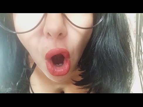 ❤️ Honey, koj niam tsis cia koj mus kawm ntawv hnub no...kuv xav tau koj ntau dhau lawm... ️❌ Sex video ntawm peb