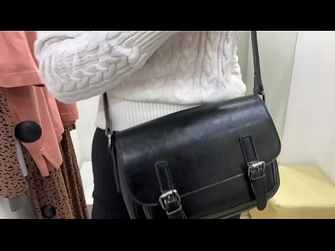❤️ Public masturbation ntawm cov hluas bitch FeralBerry nrog ib tug dildo nyob rau hauv lub chav ua noj ️❌ Sex video ntawm peb
